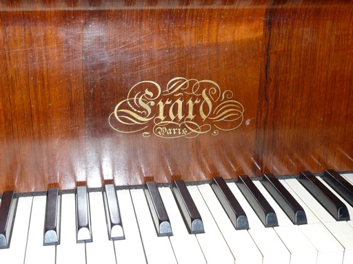 clic pour ouvrir dans un nouvel onglet Piano à queue Erard à acheter sur Montpellier
